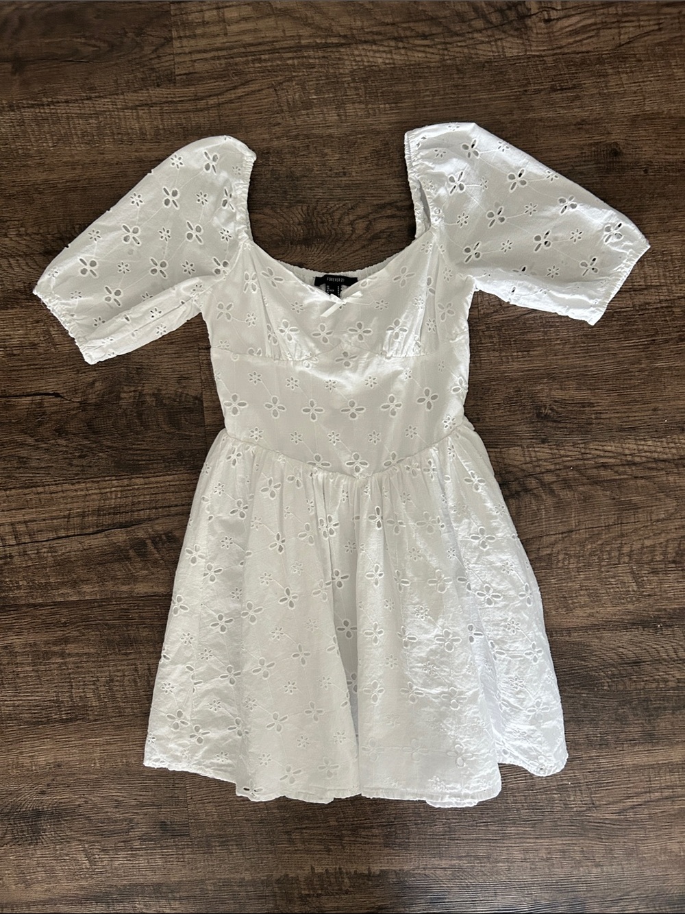 Forever 21 White Eyelet Puff Sleeve Mini Dress